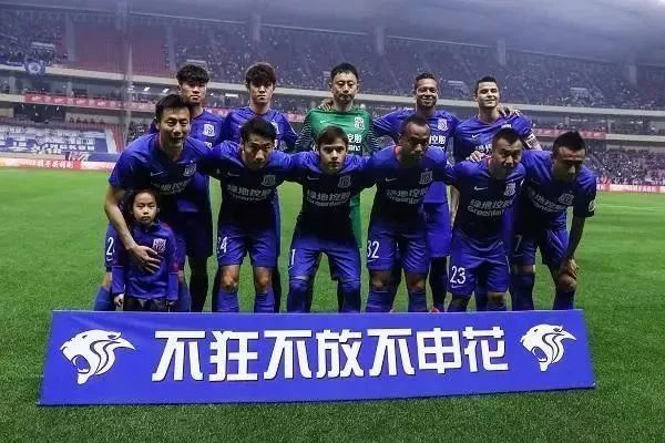 铜梁龙贺国安夺冠：是对往日辉煌的致敬，更是新征程的起点