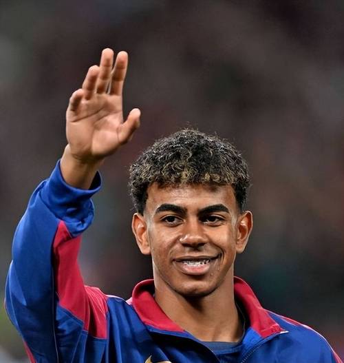 RAC1：奥尔莫左肩脱臼，预计将缺阵一个月