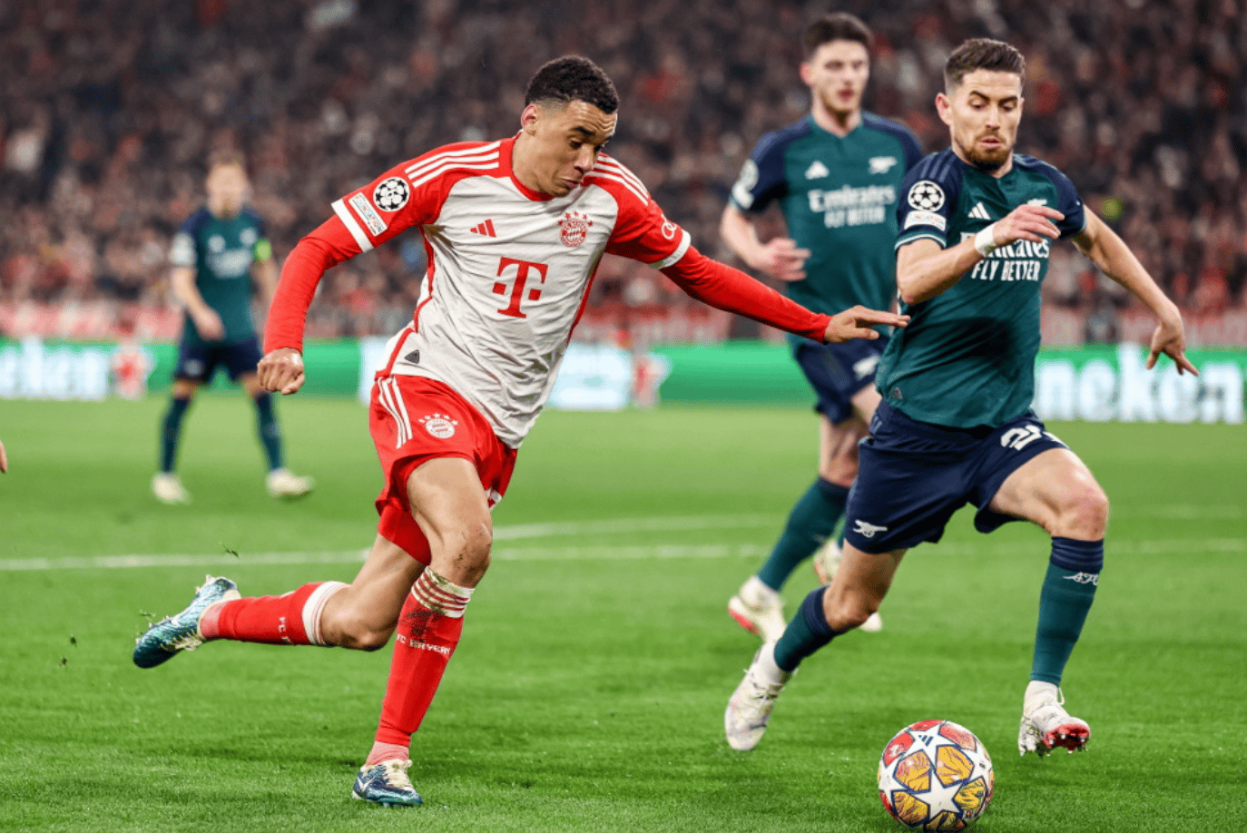 邮报：谢什科对曼联与纽卡都表达过兴趣，但他稍微倾向于红魔