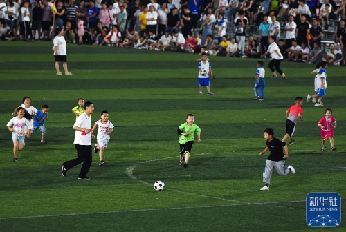 巴媒：奥斯卡此前并无严重心脏问题病史，医生正调查异常原因