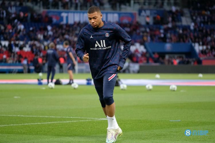 马明宇隔空给邵佳一加油：非常期待佳一率领国足走出低谷