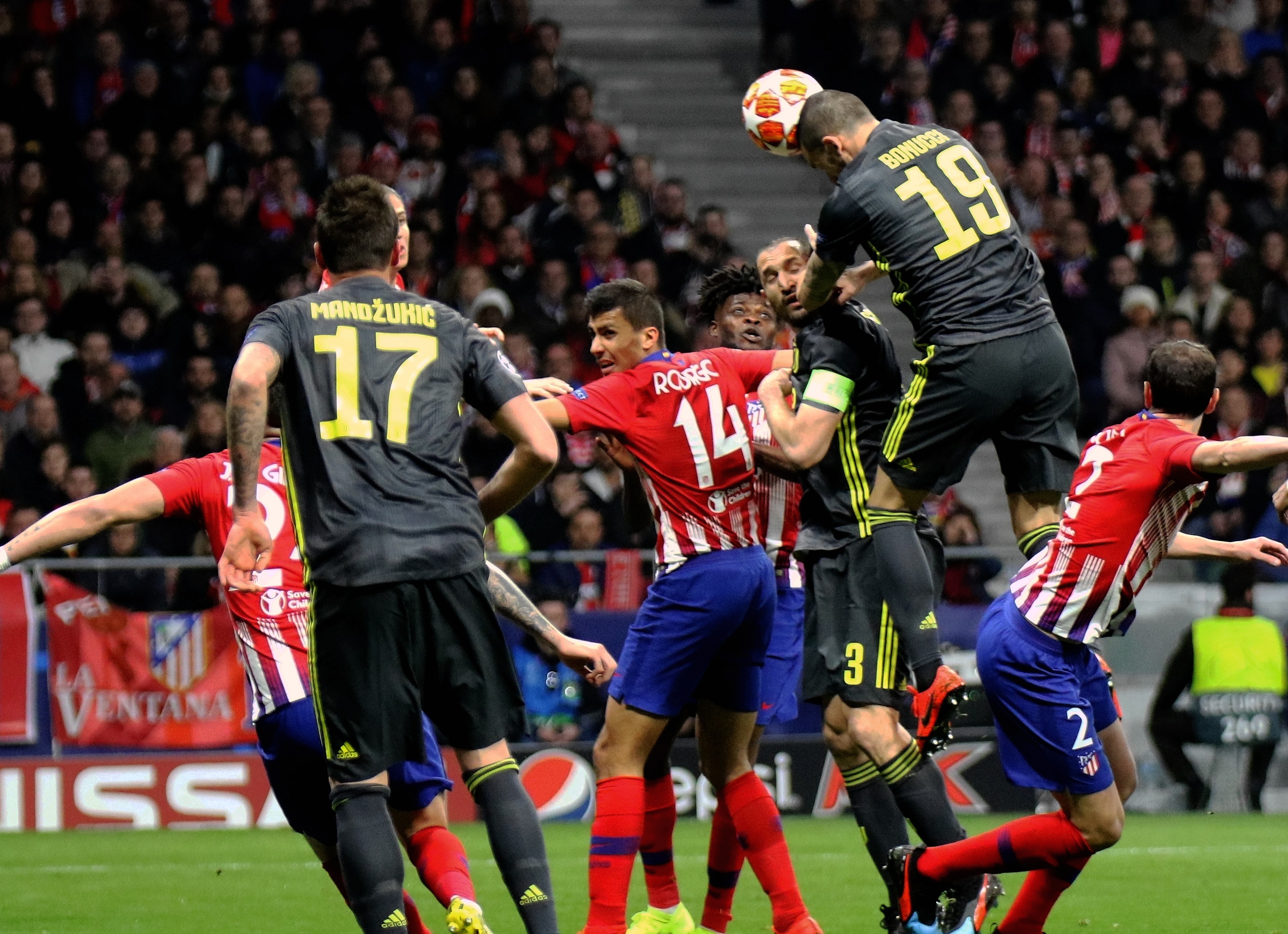 BBC：樱桃要在冬窗留住塞梅尼奥，倾向赛季后更低价格放人