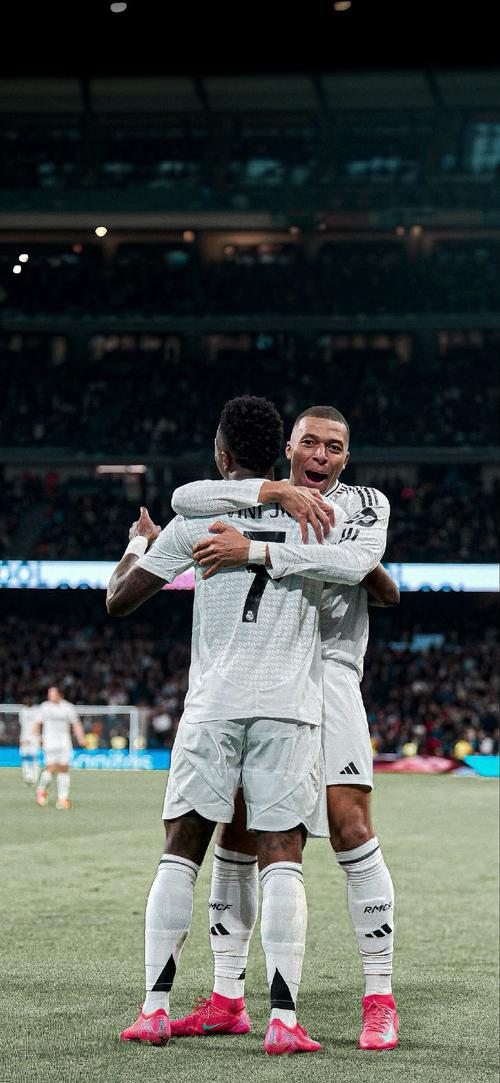 埃因霍温2比3马竞 全场集锦